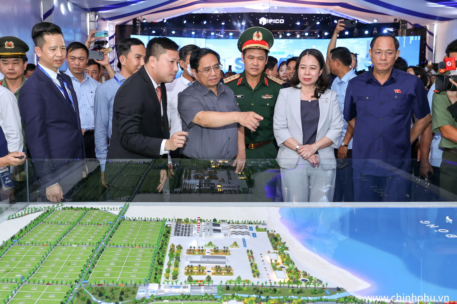 Thủ tướng Phạm Minh Chính: Phát triển Bình Thuận nhanh hơn, toàn diện hơn